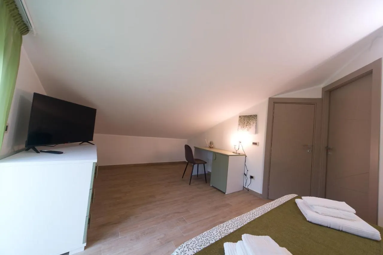 Slow Chic Apartment Beb Policlinico Messina Italia