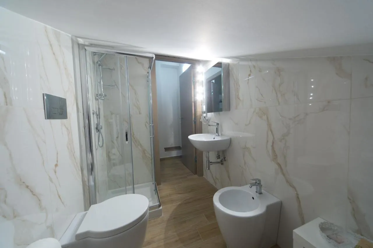 Affittacamere Slow Chic Apartment Beb Policlinico Messina