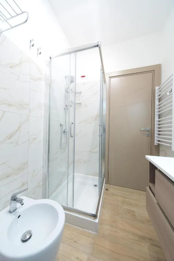 Slow Chic Apartment Beb Policlinico Messina 0*,