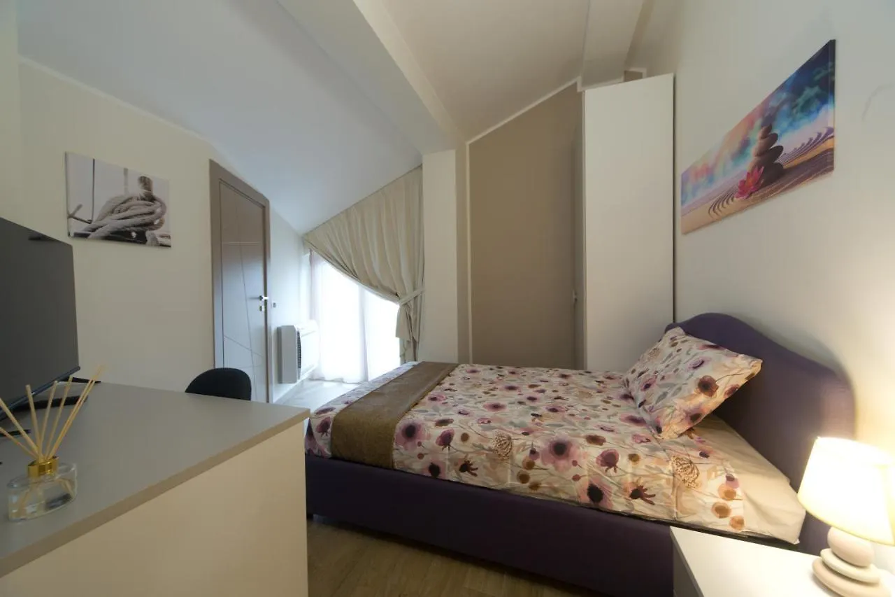 Slow Chic Apartment Beb Policlinico Messina Italien