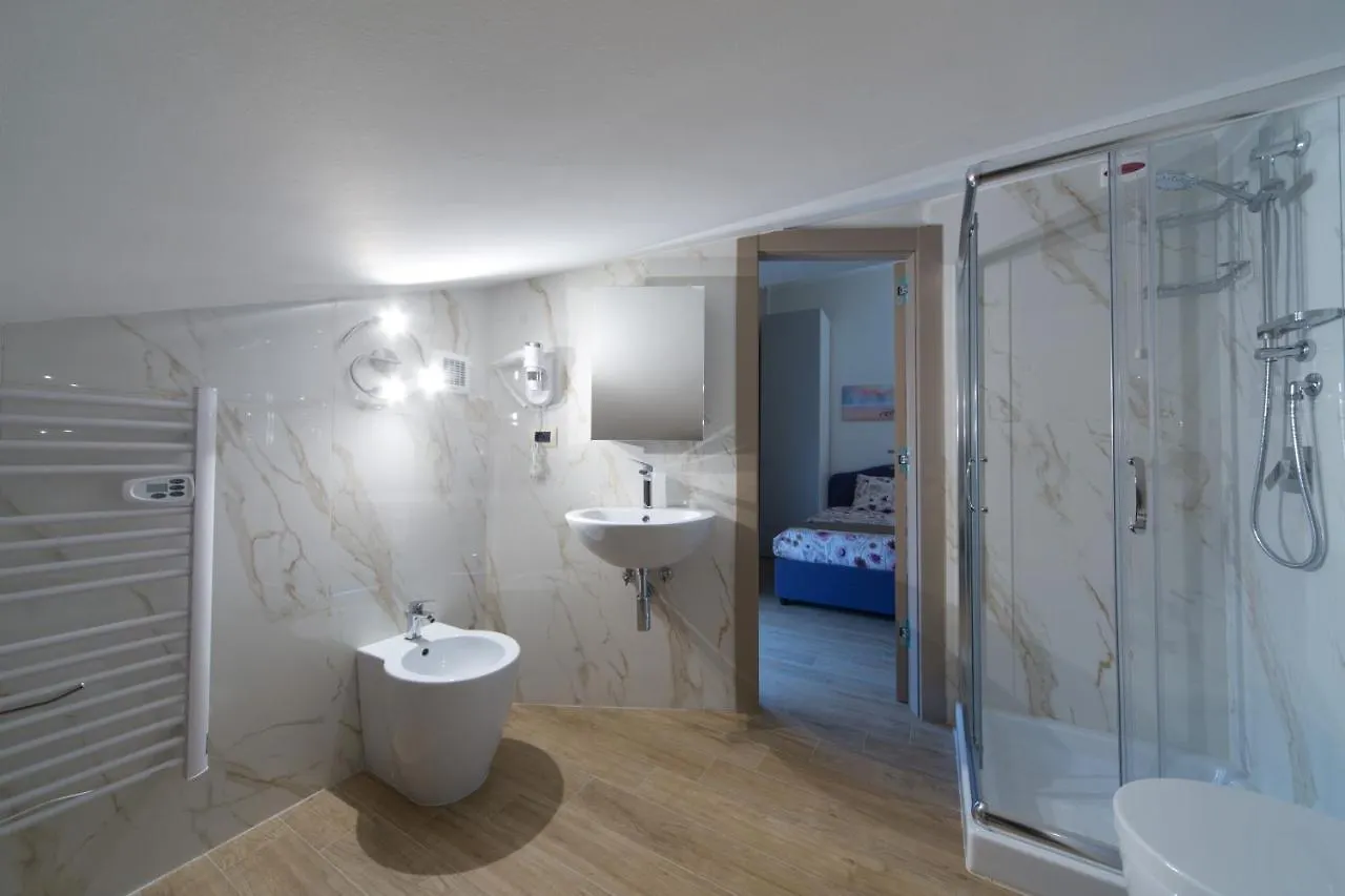 Slow Chic Apartment Beb Policlinico Mesina Italia